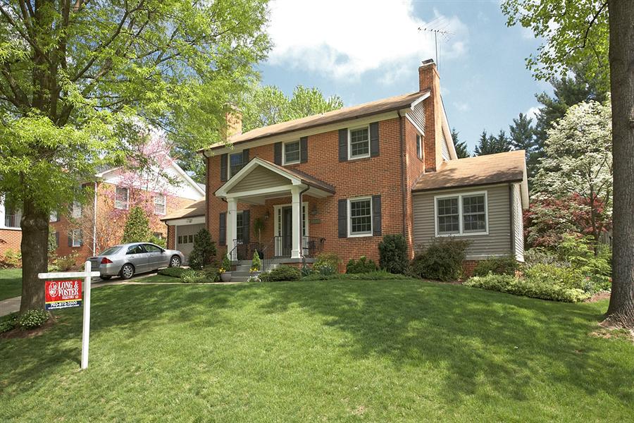 McLean Virginia Real Estate McLean Hamlet Colonial!