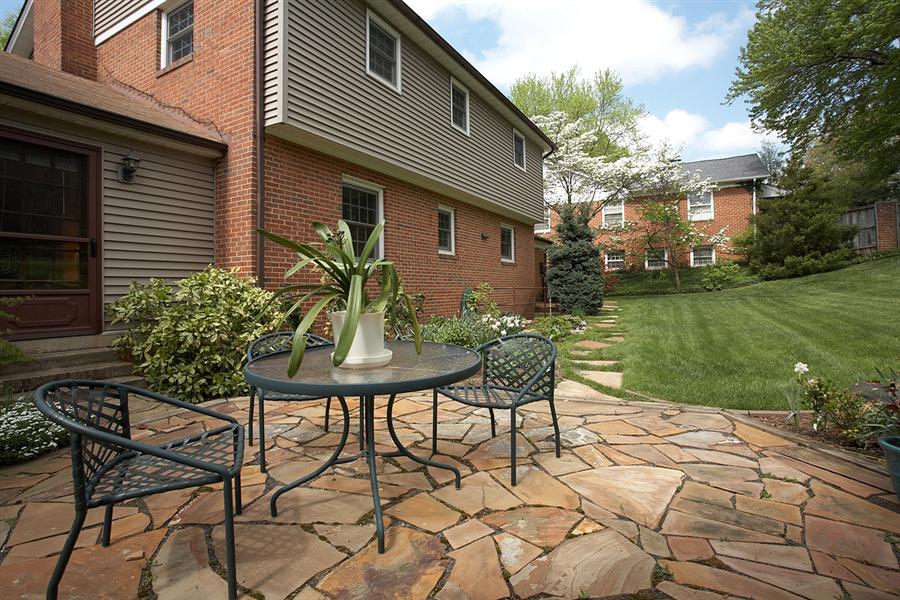 McLean Virginia Real Estate McLean Hamlet Colonial!