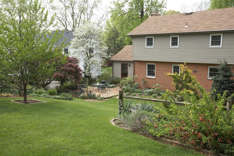 McLean Virginia Real Estate McLean Hamlet Colonial!